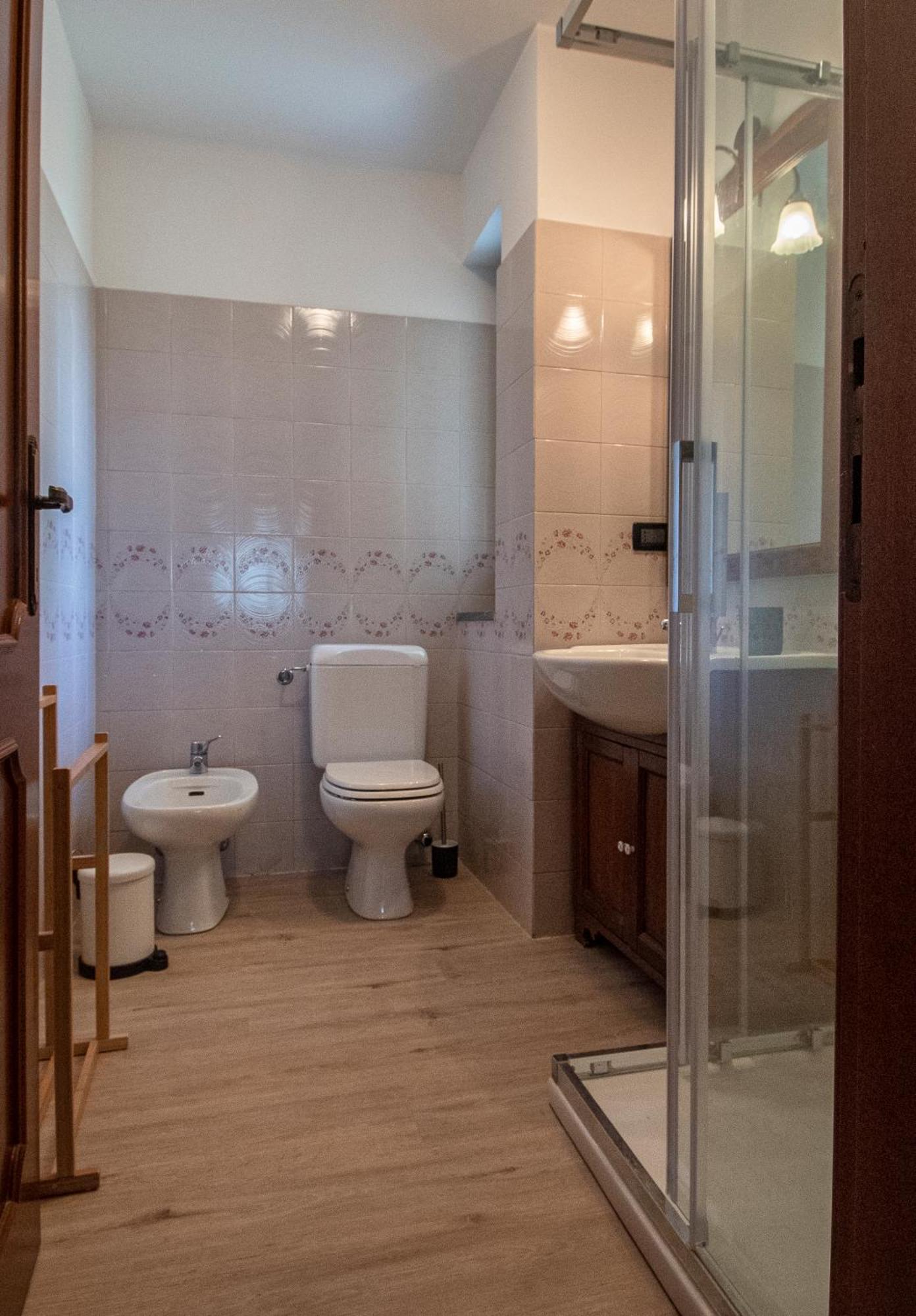 La Casa Delle Farfalle - Cir Vda Sarre 0001 Aosta Ngoại thất bức ảnh